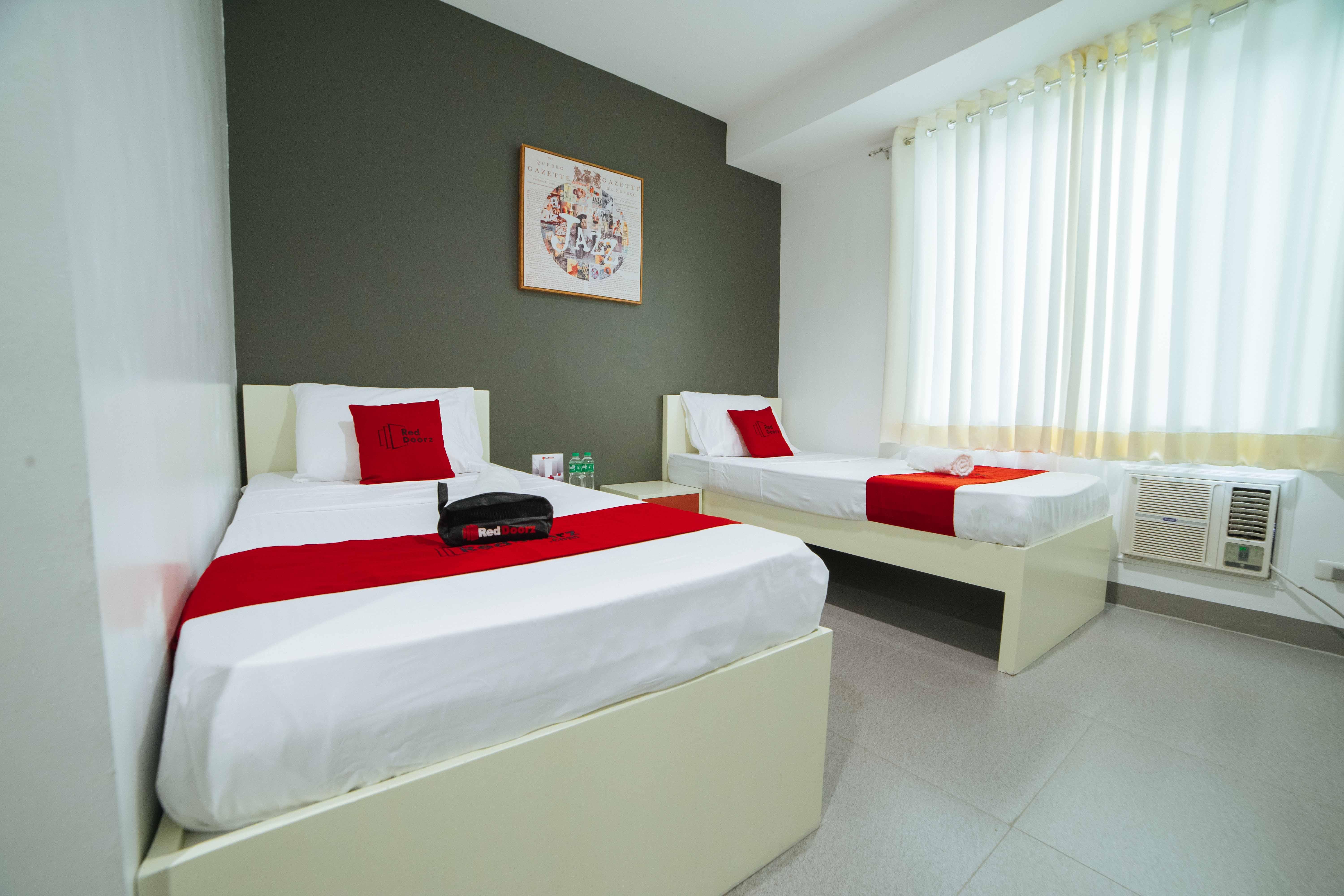 Reddoorz Plus @ Roxas Street Davao City Eksteriør bilde