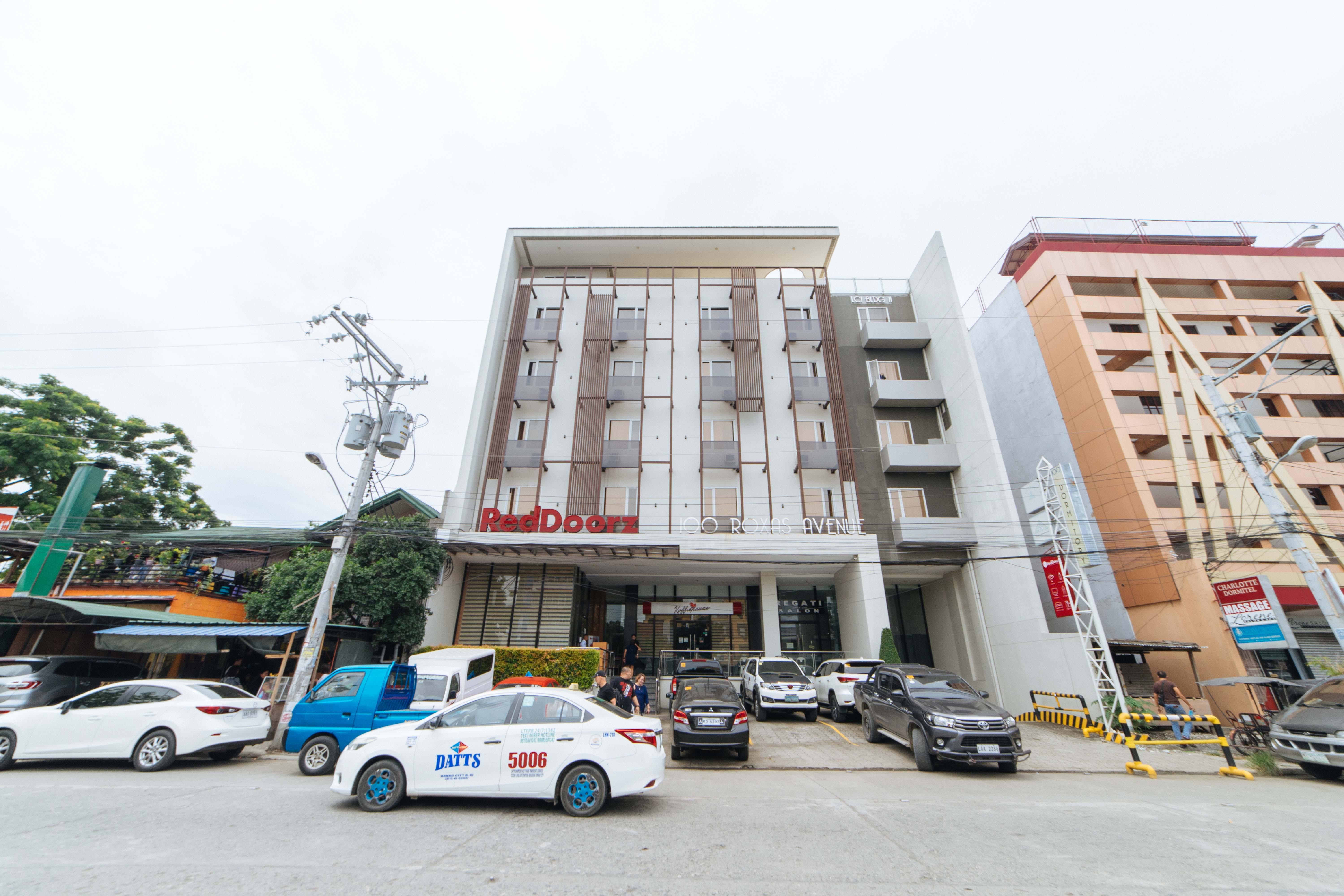 Reddoorz Plus @ Roxas Street Davao City Eksteriør bilde